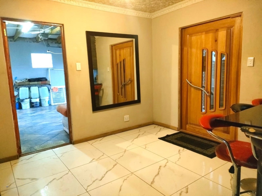 3 Bedroom Property for Sale in Kwamagxaki Eastern Cape